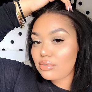 Meet your Posher, Essence